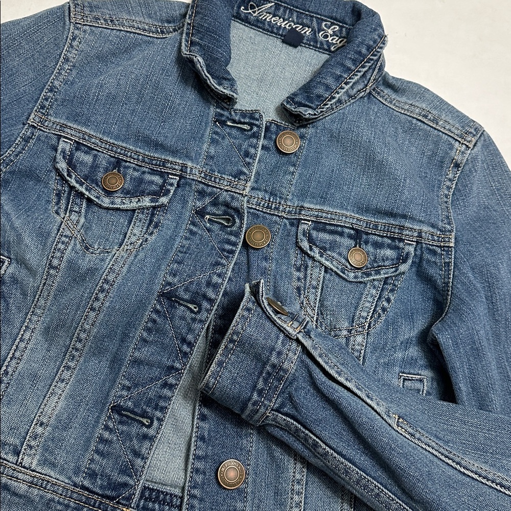 American Eagle‎ Denim Woman’s Small Jean Jacket Distressed Y2K Preppy